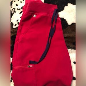 Figs Ultra Rose joggers